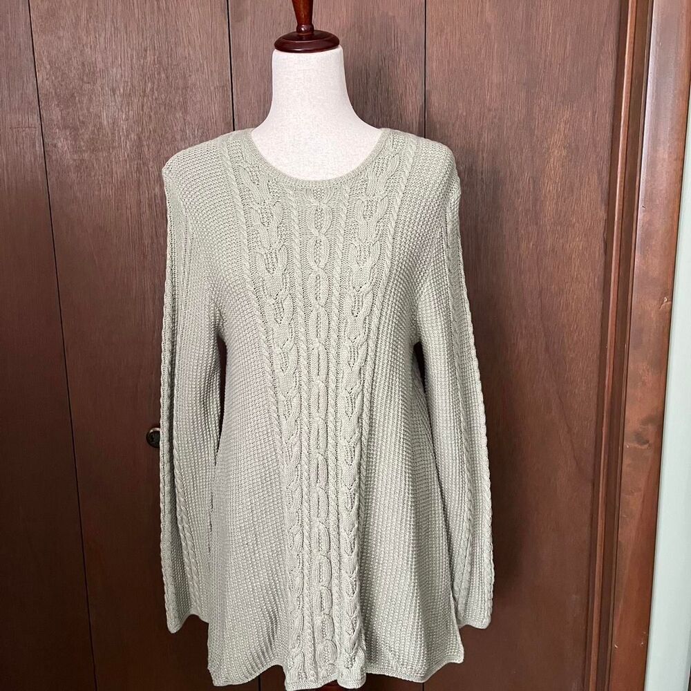 VTG Sage Green Flowy Long Women's Sweater